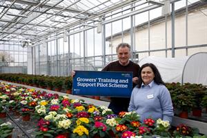 Doug Thompson (Irish Garden Plants, Seaforde) and Berta Cunha (Horticulture Policy Adviser, CAFRE)